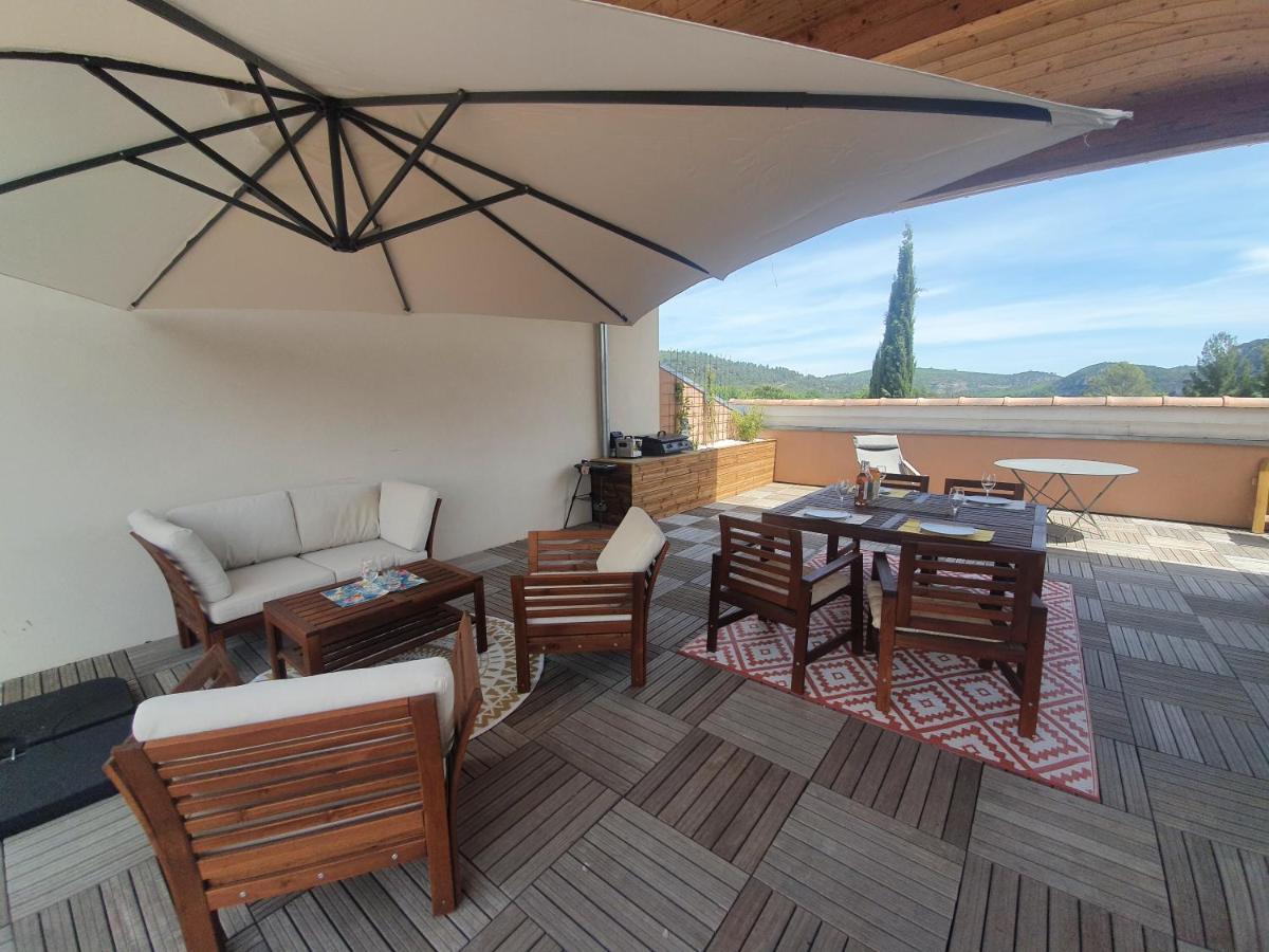 Terrasse 130M2 Panoramique Avec Climatisation Piscine - 3 Chambres Gréoux-les-Bains المظهر الخارجي الصورة